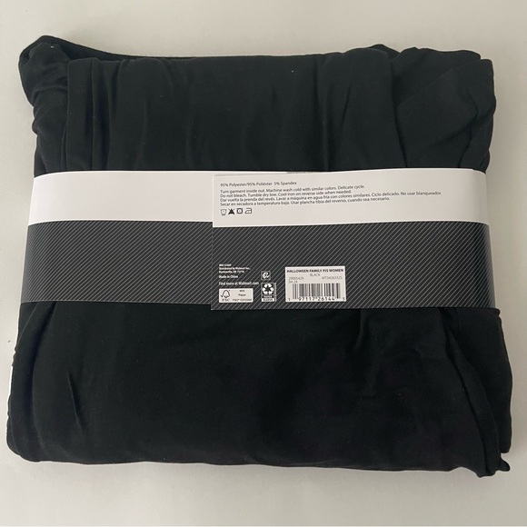 Halloween Women’s Glow In The Dark Skeleton 2 Piece Pajama Set - Picture 2 of 7